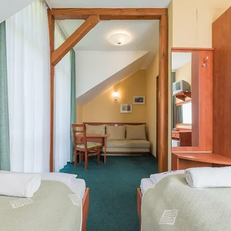 Belweder فندق مبيت وإفطار 3*